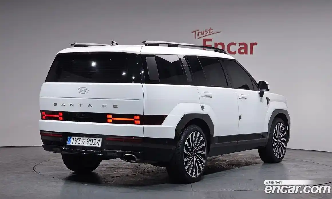 Hyundai Santa Fe 2024 2.5 Автомат в Москве № 108864, фото 7