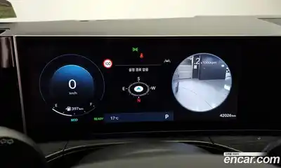 Hyundai Santa Fe 2024 1.6 Автомат в Москве № 112896, миниатюра 11