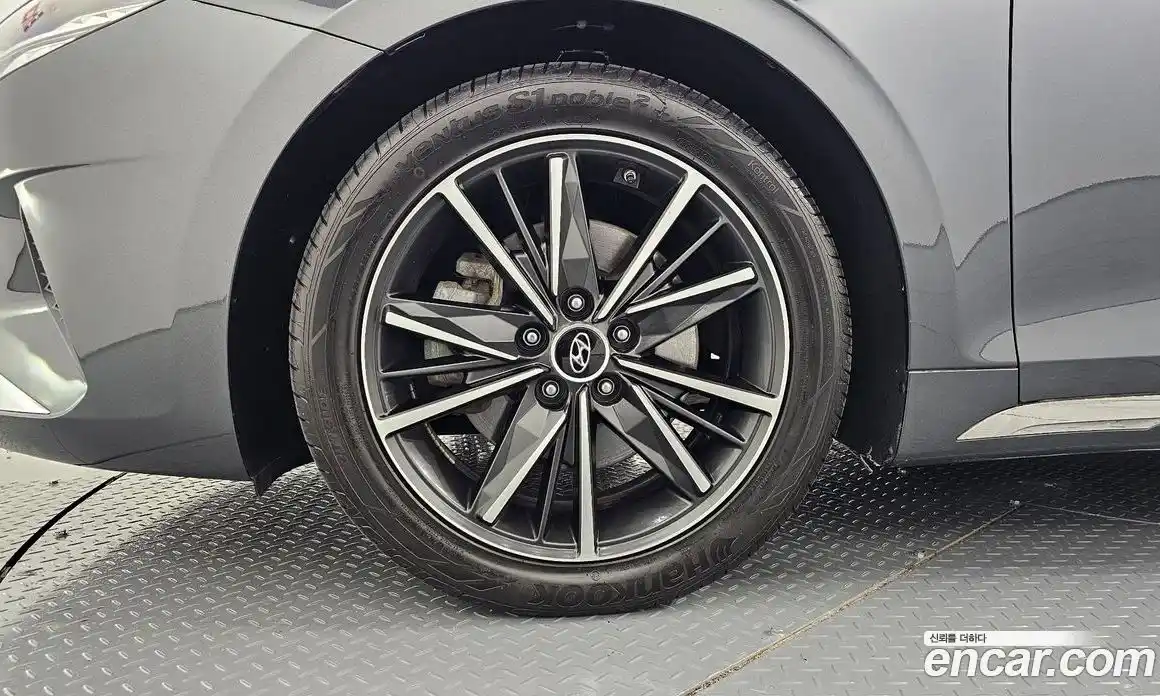 Hyundai Grandeur 2022 2.5 Автомат в Москве № 113385, фото 13