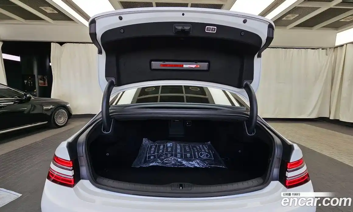 Genesis G80 2021 2.5 Автомат в Москве № 118719, фото 13