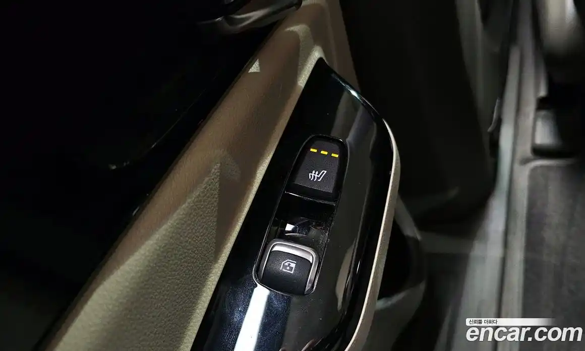 Kia Canival 2023 3.5 Автомат в Москве № 119664, фото 17