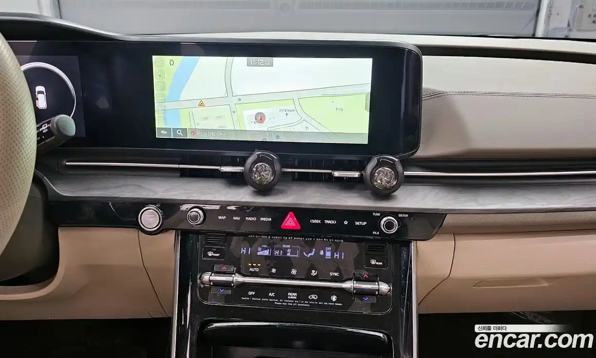 Kia Canival 2023 3.5 Автомат в Москве № 119664, фото 19