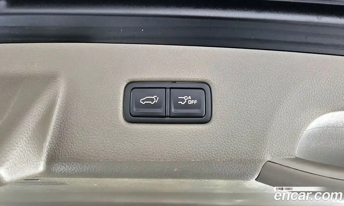 Kia Canival 2023 3.5 Автомат в Москве № 119664, фото 20