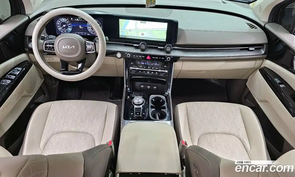 Kia Canival 2023 3.5 Автомат в Москве № 119664, фото 7