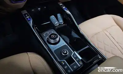 Kia Sorento 2023 2.5 Автомат в Москве № 120564, миниатюра 9