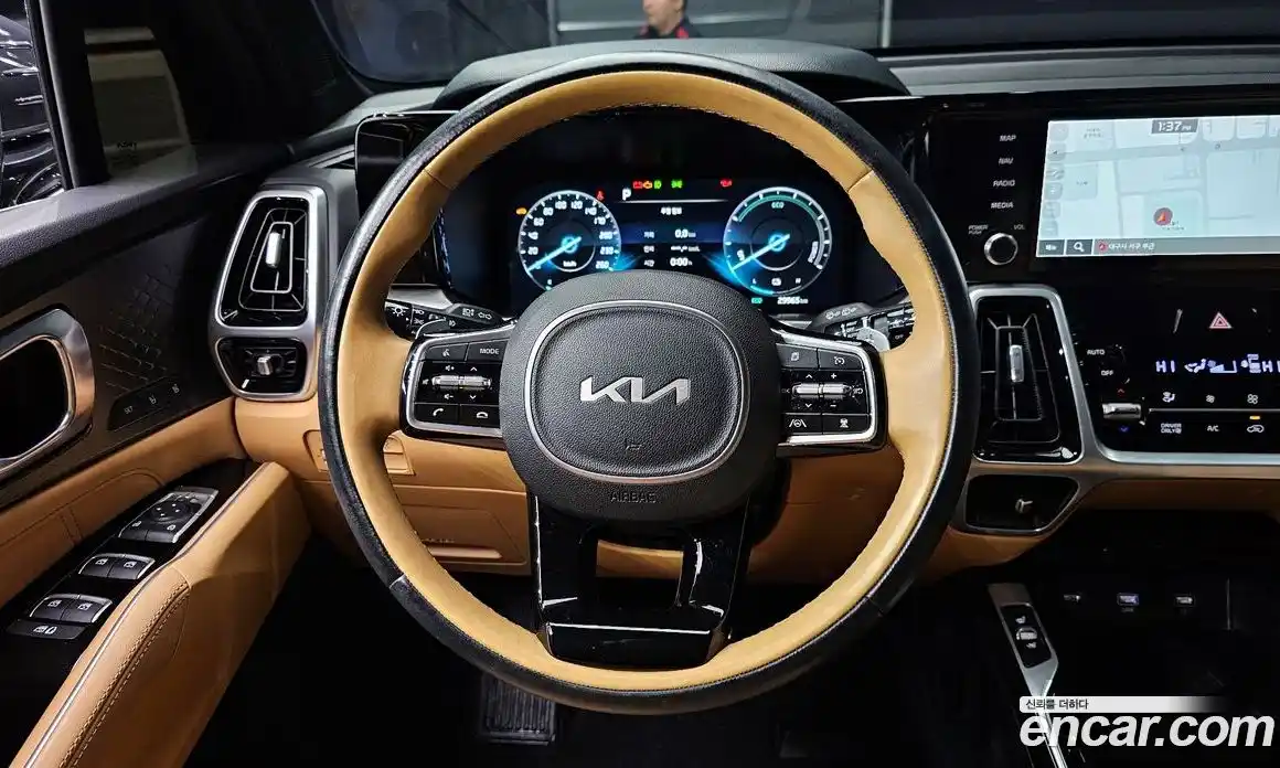 Kia Sorento 2022 1.6 Автомат в Москве № 121253, фото 13