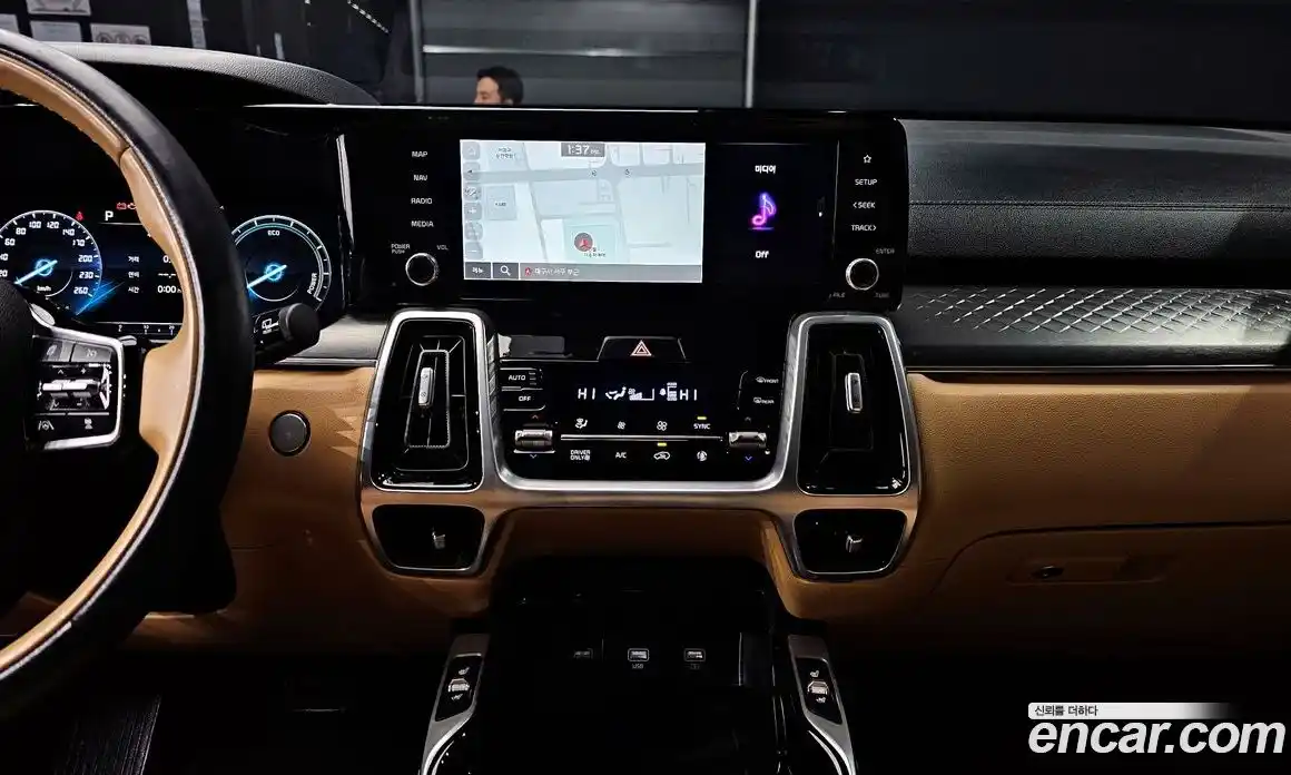 Kia Sorento 2022 1.6 Автомат в Москве № 121253, фото 15