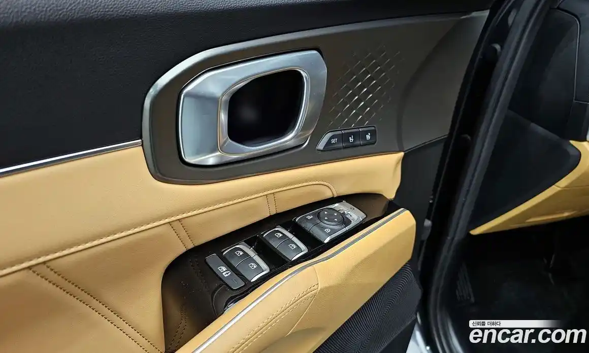 Kia Sorento 2022 1.6 Автомат в Москве № 121253, фото 17