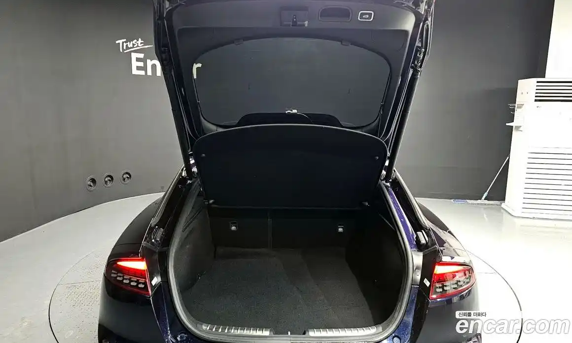 Kia Stinger 2021 3.3 Автомат в Москве № 121832, фото 6