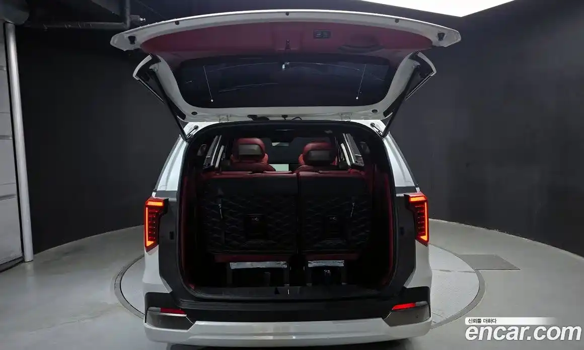 Kia Canival 2025 3.5 Автомат в Москве № 12261, фото 4