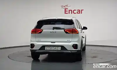 Kia Niro 2022 1.6 Автомат в Москве № 122891, миниатюра 11