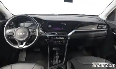 Kia Niro 2022 1.6 Автомат в Москве № 122891, миниатюра 2