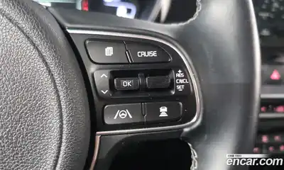 Kia Niro 2022 1.6 Автомат в Москве № 122891, миниатюра 7