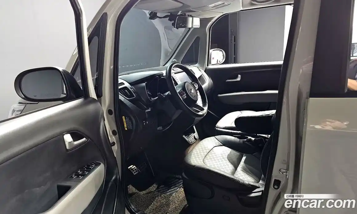 Kia Ray 2021 1.0 Автомат в Москве № 124253, фото 17