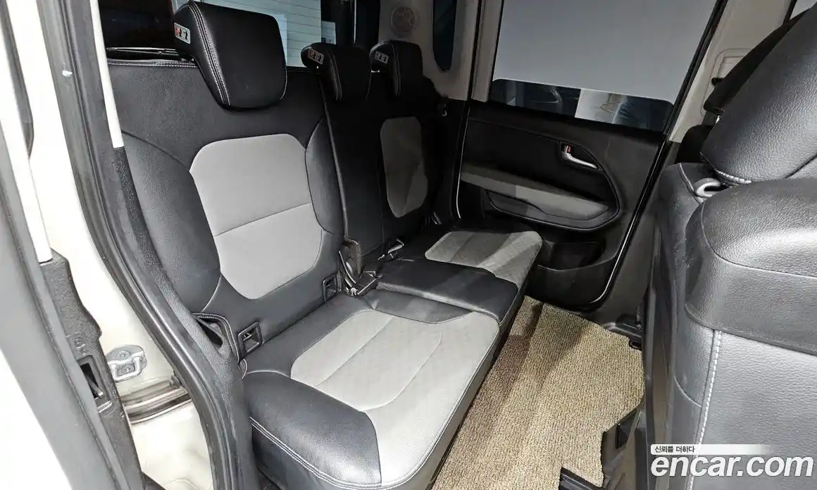 Kia Ray 2021 1.0 Автомат в Москве № 124253, фото 2