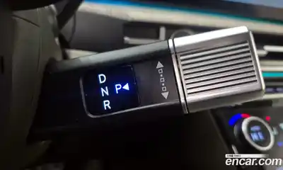 Hyundai Santa Fe 2024 1.6 Автомат в Москве № 124785, миниатюра 11