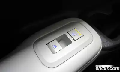 Hyundai Santa Fe 2024 1.6 Автомат в Москве № 124785, миниатюра 7