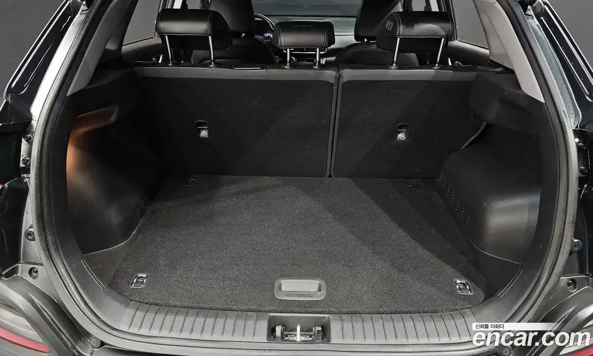 Hyundai Kona 2018 1.6 Автомат в Москве № 124897, фото 19