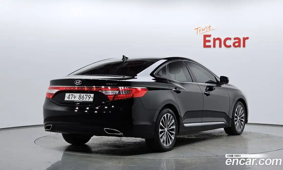 Hyundai Grandeur 2014 2.4 Автомат в Москве № 124924, фото 11