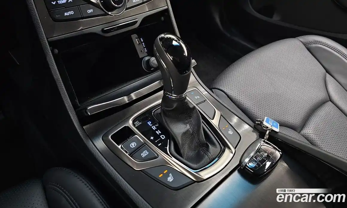 Hyundai Grandeur 2014 2.4 Автомат в Москве № 124924, фото 7