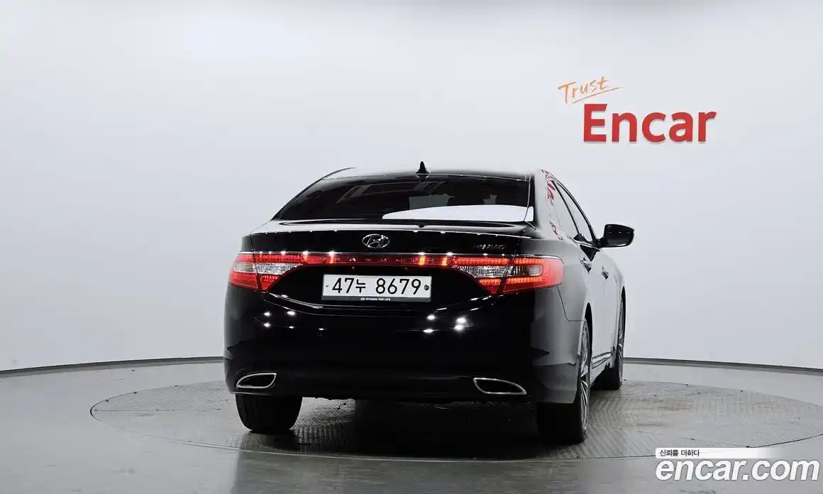 Hyundai Grandeur 2014 2.4 Автомат в Москве № 124924, фото 9