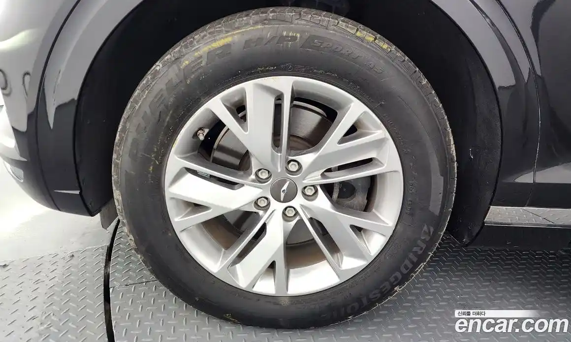 Genesis GV70 2022 2.5 Автомат в Москве № 125489, фото 16