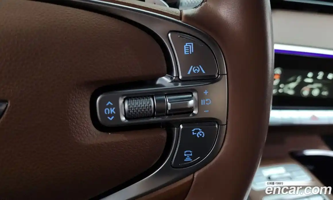 Genesis GV70 2022 2.5 Автомат в Москве № 125489, фото 17