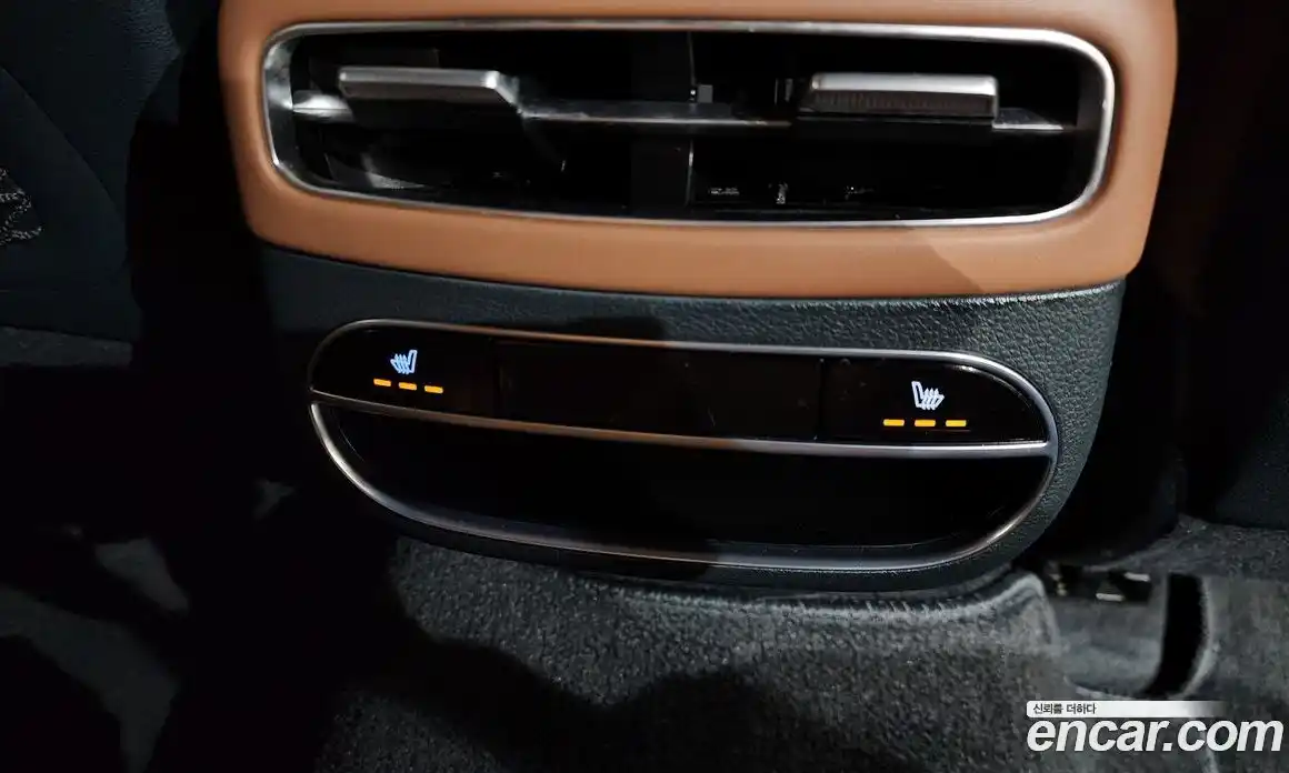 Genesis GV70 2022 2.5 Автомат в Москве № 125489, фото 6