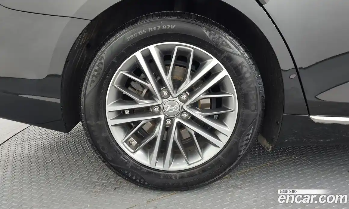 Hyundai Grandeur 2019 2.4 Автомат в Москве № 126483, фото 16