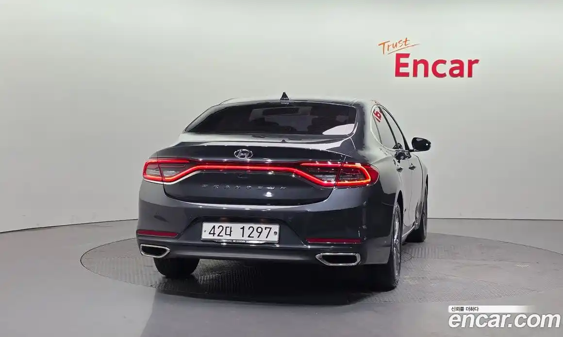 Hyundai Grandeur 2018 2.4 Автомат в Москве № 12963, фото 13