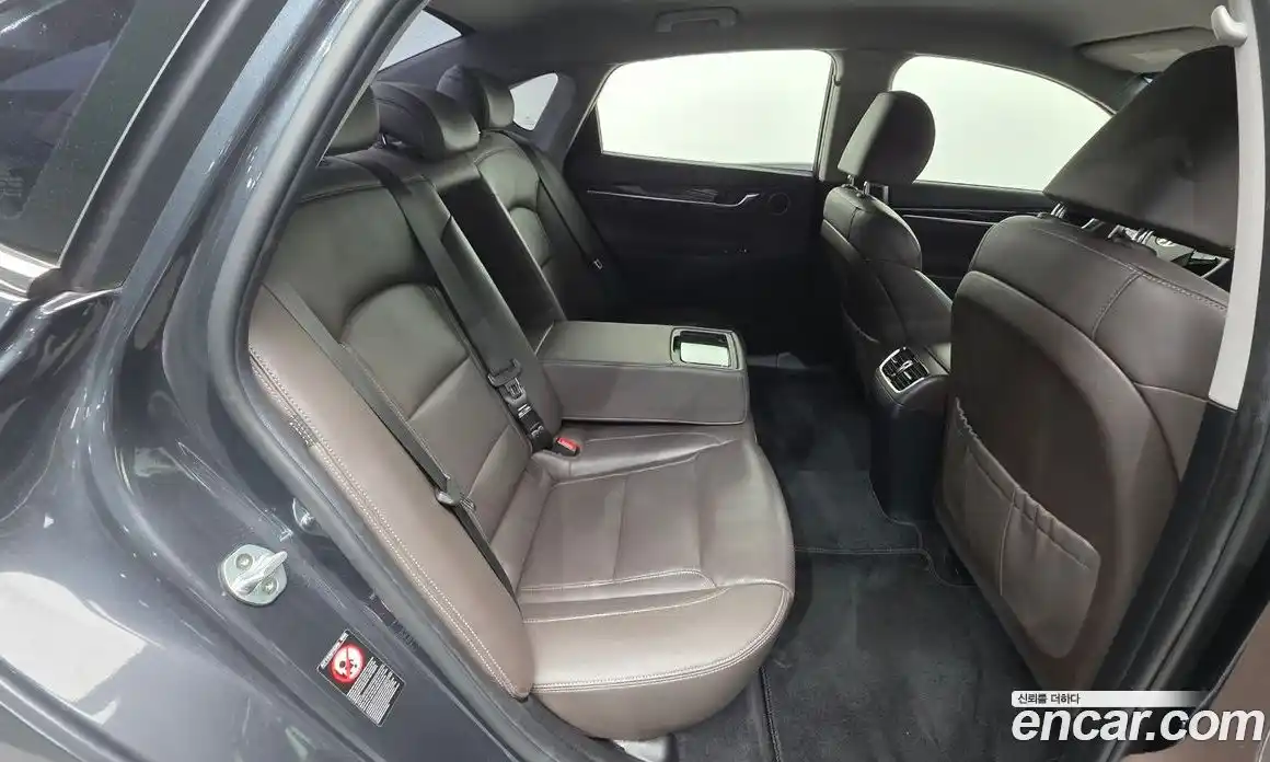 Hyundai Grandeur 2018 2.4 Автомат в Москве № 12963, фото 15