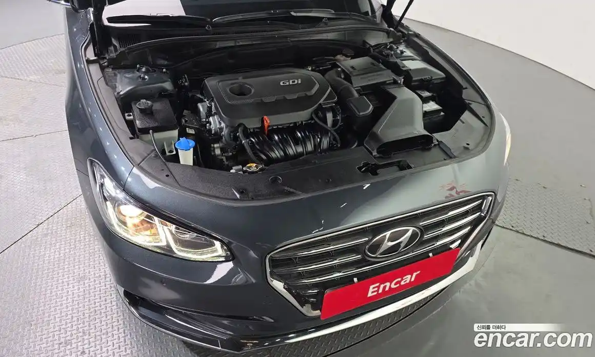 Hyundai Grandeur 2018 2.4 Автомат в Москве № 12963, фото 17