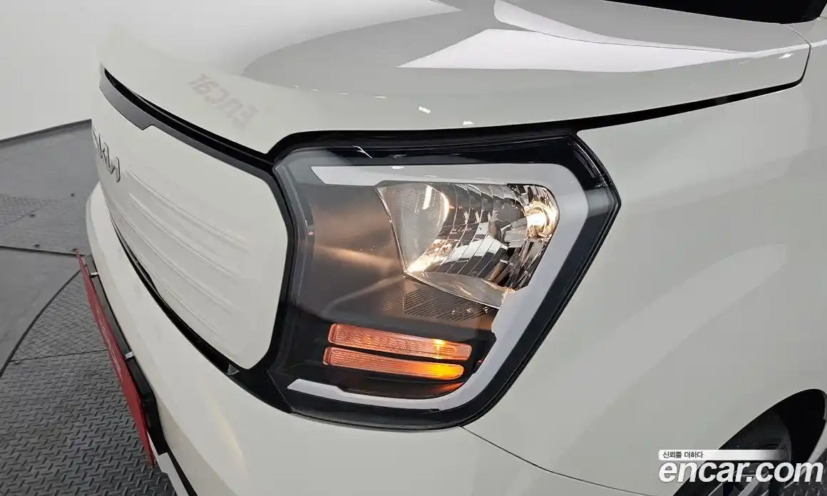 Kia Ray 2023 1.0 Автомат в Москве № 130636, фото 19