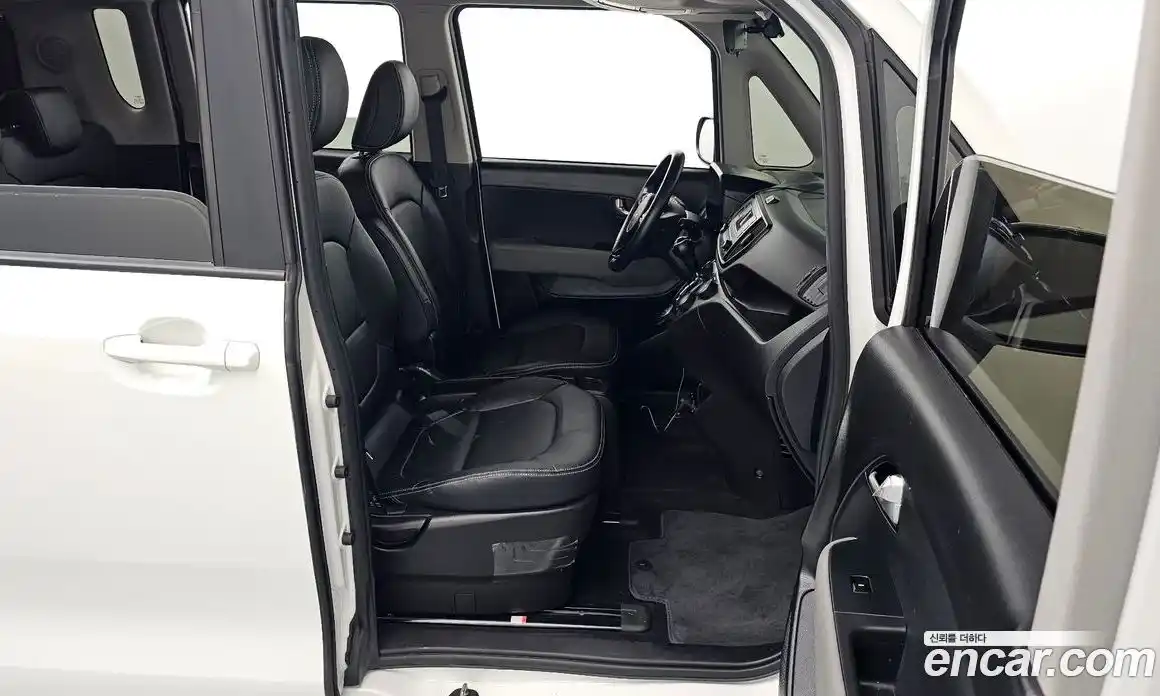 Kia Ray 2023 1.0 Автомат в Москве № 130636, фото 10