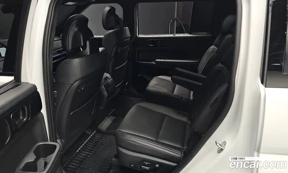 Hyundai Santa Fe 2024 1.6 Автомат в Москве № 130641, фото 15