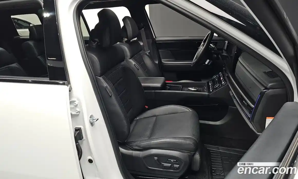 Hyundai Santa Fe 2024 1.6 Автомат в Москве № 130641, фото 17