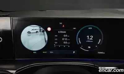 Hyundai Santa Fe 2024 1.6 Автомат в Москве № 130641, миниатюра 2