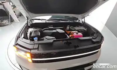 Hyundai Santa Fe 2024 1.6 Автомат в Москве № 130641, миниатюра 3