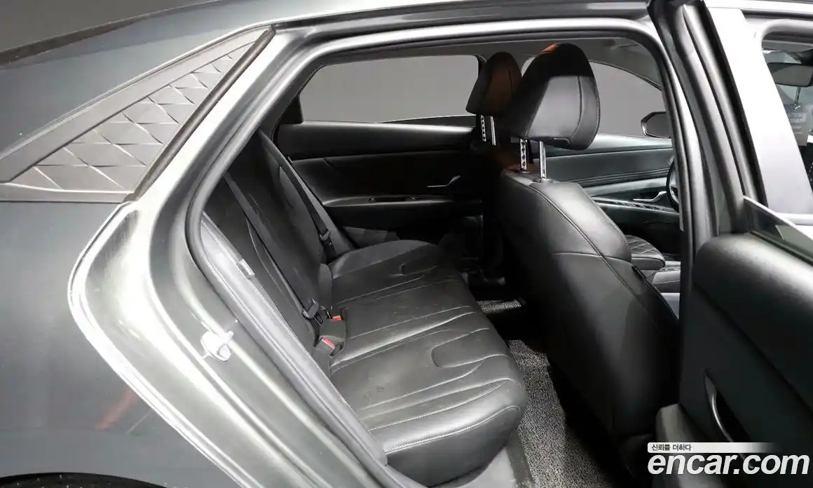 Hyundai Avante 2025 1.6 Автомат в Москве № 130789, фото 18