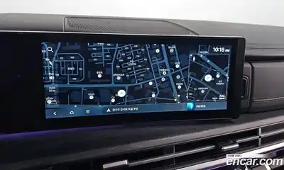 Hyundai Santa Fe 2024 2.5 Автомат в Москве № 130986, миниатюра 5