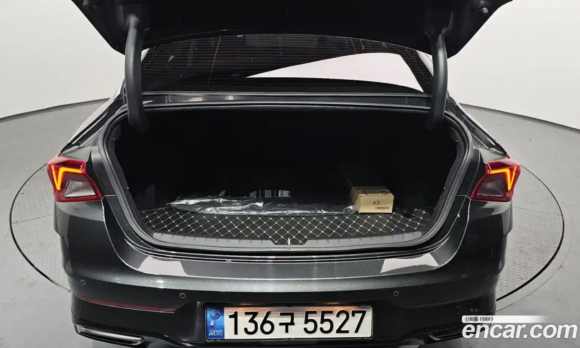 Kia K5 2022 2.0 Автомат в Москве № 132247, фото 1