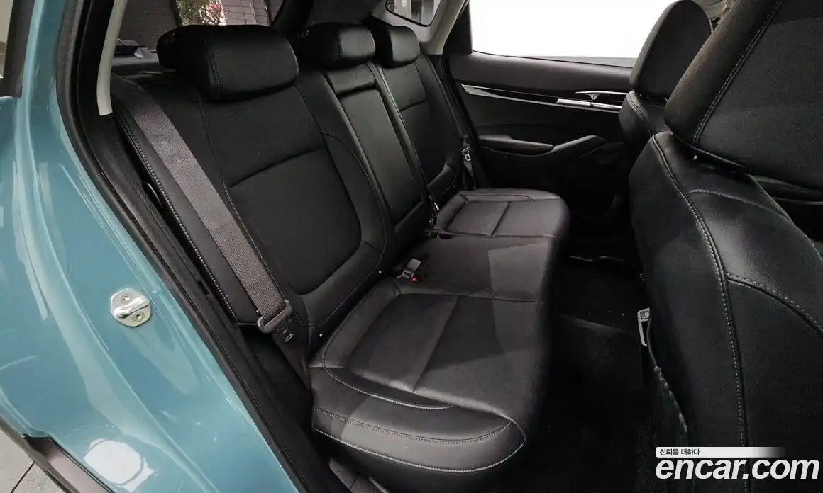 Kia Seltos 2023 2.0 Автомат в Москве № 134054, фото 13