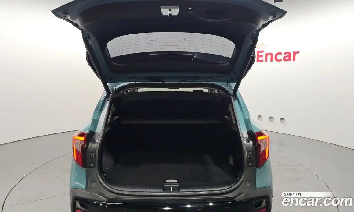 Kia Seltos 2023 2.0 Автомат в Москве № 134054, фото 20