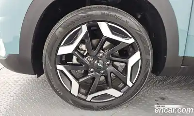 Kia Seltos 2023 2.0 Автомат в Москве № 134054, миниатюра 5