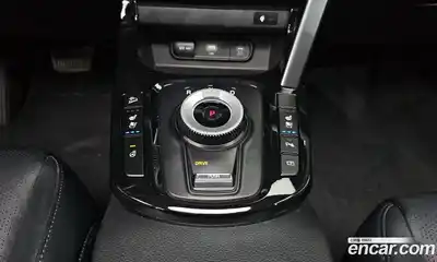 Kia Seltos 2023 2.0 Автомат в Москве № 134054, миниатюра 9