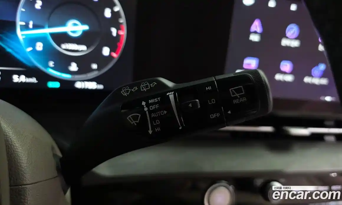 Kia Canival 2023 3.5 Автомат в Москве № 134091, фото 18