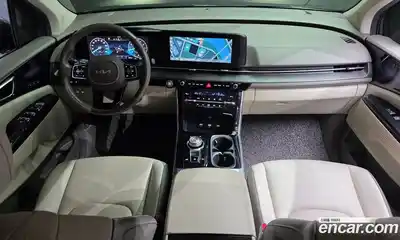 Kia Canival 2023 3.5 Автомат в Москве № 134091, миниатюра 4