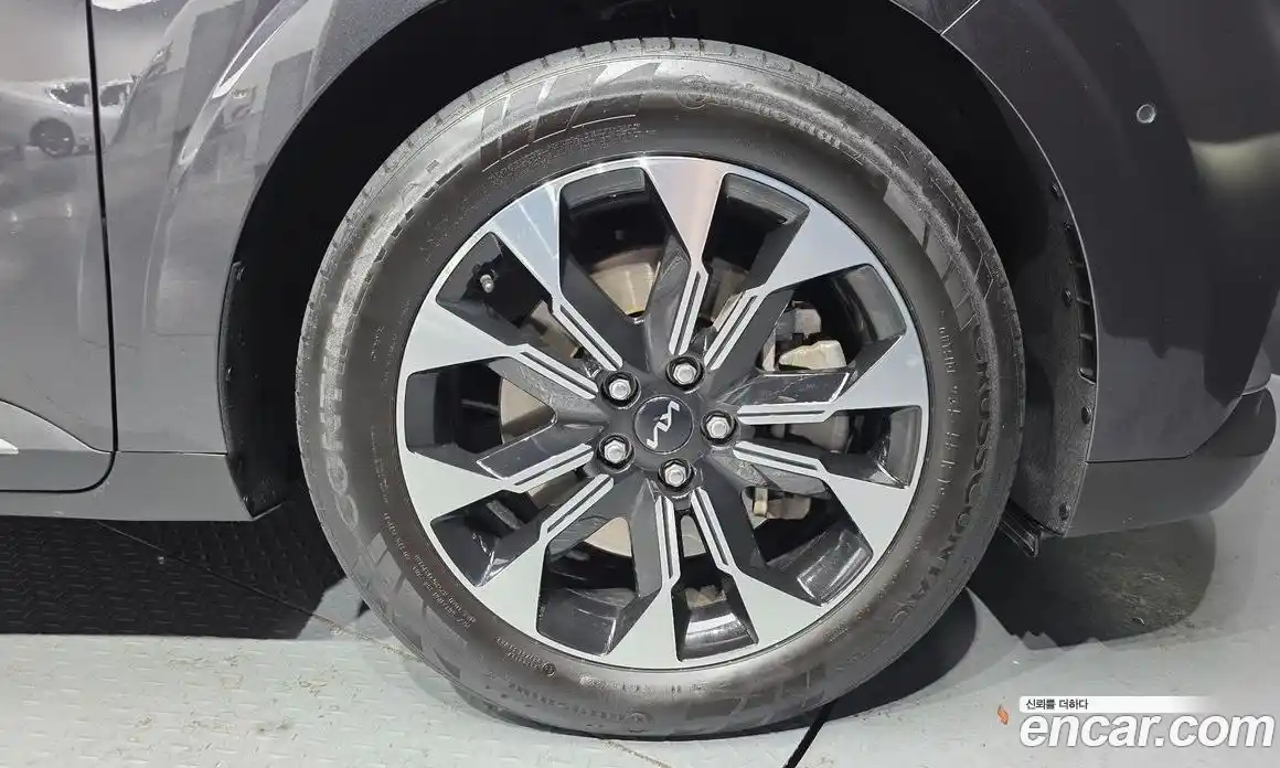 Kia Canival 2023 3.5 Автомат в Москве № 134091, фото 8