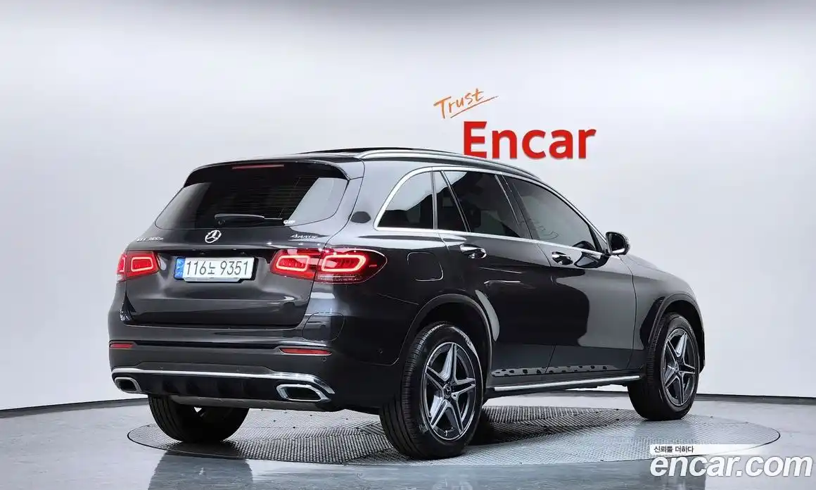 Mercedes-Benz GLC-Class 2022 2.0 Автомат в Москве № 138700, фото 2