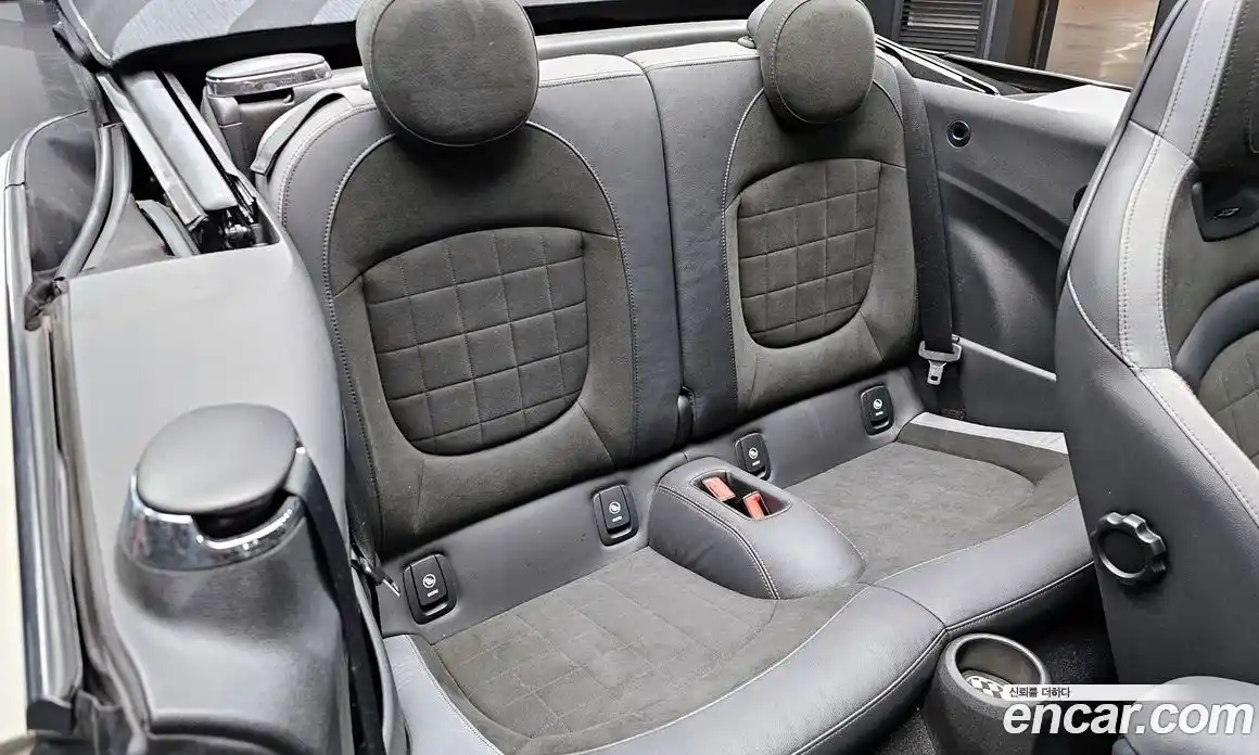 Mini Cooper Convertible 2023 2.0 Автомат в Москве № 140760, фото 20